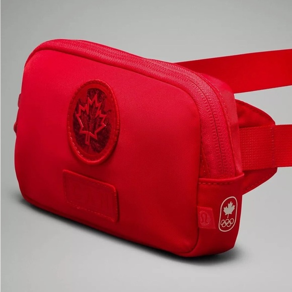 Lululemon Future Legacy Belt Bag in Spicy Red - Picture 3 of 4